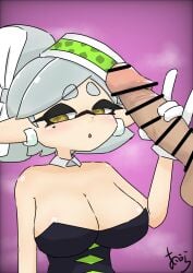 1boy 1girls aiura_chan breasts cleavage earrings hair_ornament imminent_fellatio inkling inkling_girl large_breasts marie_(splatoon) mole mole_under_eye nintendo penis pointy_ears splatoon tentacle_hair
