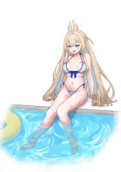 1girl animal_ears bangs barefoot bikini blonde_hair blue_bikini blue_eyes blush breasts cleavage eyebrows_visible_through_hair hair_between_eyes indie_virtual_youtuber long_hair looking_at_viewer medium_breasts navel open_mouth sitting smile soaking_feet solo striped striped_bikini swimsuit very_long_hair virtual_youtuber vyugen water yenko
