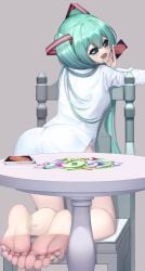 absurdres ass barefoot black_sclera blush colored_sclera feet female hatsune_miku highres long_hair looking_at_viewer looking_back mimukauwa_nice_try_(vocaloid) nail_polish open_mouth soles toenail_polish toenails toes uno_(game) vocaloid xmxing