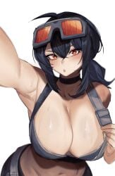 absurdres ahoge black_choker black_hair choker crop_top feiyuu female foreshortening goggles goggles_on_head grace_howard highres looking_at_viewer low_ponytail medium_hair midriff navel orange_eyes solo sports_bra upper_body zenless_zone_zero