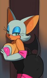 1girls bat_girl bat_wings big_ass fiinel green_eyes huge_ass huge_breasts huge_butt large_breasts rouge_the_bat sonic_(series) sonic_the_hedgehog_(series) stuck stuck_in_wall white_fur white_hair yellow_body