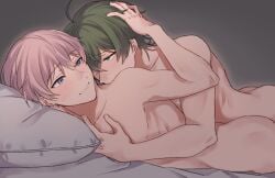 2boys anal ass blue_eyes blush collarbone commentary completely_nude from_side green_eyes green_hair hair_between_eyes hand_in_another's_hair hug hug_from_behind implied_sex kiyozumi_hisora lying male male_focus multiple_boys nie_no_machi nude on_bed on_stomach pillow pink_hair ribs rokushou_asuku sanpaku sex sex_from_behind short_hair simple_background smile sushi_171 toned toned_male yaoi