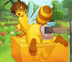 antennae anthro bee_(minecraft) bee_girl blue_eyes dildo lovelycraft minecraft non-human short_hair tagme tomboy tomboyish tongue_out video wings yellow_skin