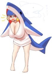 1girls barefoot big_breasts blue_hair breast_focus breasts cleavage cute_fang gradient_hair huge_breasts inkling inkling_girl japanese_text light-skinned_female light_skin looking_at_viewer nobunagapero open_mouth peronattu red_eyes shark_costume silly solo splatoon splatoon_(series) text translation_request white_background yellow_highlights