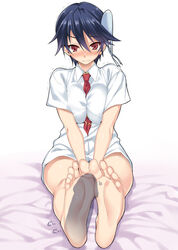 1boy 1girls barefoot bed between_breasts blue_hair breast_squeeze breasts cle_masahiro feet female female_focus footjob foreshortening highres invisible_penis mole necktie necktie_between_breasts nisekoi penis red_eyes red_hair reverse_trap shadow shirt short_hair simple_background sitting soles toes trembling tsugumi_seishirou v_arms white_background