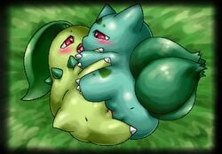 2girls blush box_xod bulbasaur chikorita cute duo female feral interspecies kissing nintendo open_mouth plant pokémon_(species) pokemon pokemon_rgby pussy red_eyes scalie tongue tongue_out tribadism video_games yuri