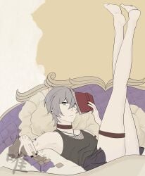 choker clothed clothing feet_up gray_hair green_eyes leg_strap legs_up lying male_focus skirt solo solo_focus solo_male twink wise_(zenless_zone_zero) yaoi zenless_zone_zero