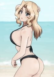 :o arm_up ass beach bikini black_bikini blonde_hair blue_eyes breasts bukkuri cowboy_shot female from_side girls_und_panzer hair_intakes highres kay_(girls_und_panzer) large_breasts long_hair looking_at_viewer open_mouth sideboob solo strap_gap swimsuit