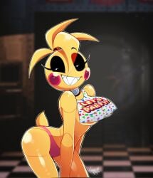 animatronic animatronic_female beakless chicken chicken_girl female five_nights_at_freddy's five_nights_at_freddy's_2 fnaf lexitqrem phasianid robot robot_girl scottgames solo toy_chica_(fnaf) yellow yellow_skin