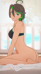 big_butt bottomless green_eyes jessica_cruz justice_league_x_rwby:_super_heroes_and_huntsmen latina multicolored_hair nyxxzeiss over_shoulder rwby sports_bra