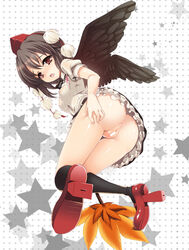 ass bent_over black_kneehighs black_legwear black_wings blush censored fan footwear geta hanao_(kuma-tan_flash!) hat kneehighs no_panties pussy red_eyes shameimaru_aya short_hair socks tengu-geta tokin_hat touhou wings