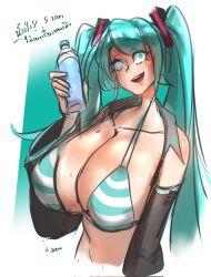 hatsune miku from vocaloid by lettuce13 (artist)
