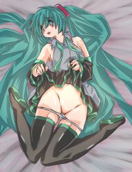 aqua_eyes aqua_hair depo female hatsune_miku solo tied_hair twintails very_long_hair vocaloid