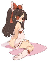 ass blush brown_hair female female_only footwear human kneeling long_hair no_shoes nude randou red_eyes reimu_hakurei sitting socks solo sweat touhou