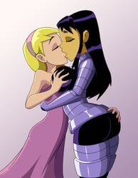 2girls alien alien_girl alien_humanoid ass ass_grab big_breasts black_hair blackfire blonde_hair breast_grab closed_eyes clothed dat_ass dc dcau eyeshadow groping human interspecies kissing kitten_(teen_titans) komand'r ravenravenraven tamaranean teen_titans yuri