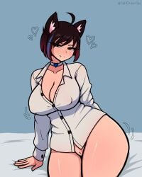 absurdres ahoge animal_ear_fluff animal_ears arm_support arms_behind_back artist_name blue_background blue_streaks bottomless breasts brown_eyes brown_hair buttons cat_ears cat_girl choker cleavage cleft_of_venus closed_mouth collarbone commentary commission covered_nipples english_commentary fang_out female freckles gradient_hair heart heart_choker highres large_breasts light_blush long_eyelashes long_sleeves looking_at_viewer multicolored_hair naked_shirt oerba_yun_fang original partially_unbuttoned pussy red_hair saltdrawyou shirt short_hair simple_background single_hair_streak sitting smile solo swept_bangs thighs twitter_username white_choker white_shirt