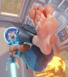 overwatch overwatch_2 blizzard_entertainment juno_(overwatch) zero_gravity floating flying 1girls asian asian_female purple_hair pink_hair spacesuit tight_clothing bodysuit knees_up knees_together knees_on_chest legs legs_up legs_together upside-down upside_down skinny skinny_female wide_hips wide_thighs fat_ass big_ass spaceship helmet space_helmet gloves clothing clothed feet feet_up feet_focus feet_together feet_fetish foot_fetish foot_focus barefoot soles toes meaty_soles long_toes pink_soles sweaty_feet smile open_mouth open_smile looking_back looking_away hugging_legs hugging_own_legs blender 3d hi_res highres high_resolution absurd_res absurdres skin_tight skintight lipstick big_feet short_hair hologram syclops