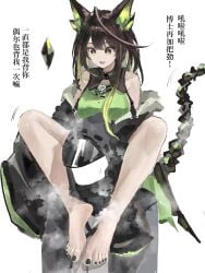 1boy 1girl ahoge arknights barefoot black_hair carrying carrying_partner chinese_text doctor_(arknights) feet feet_on_chest foot_fetish large_breasts mon3tr_(arknights) no_shoes open_mouth shoulder_carry smile soles steam steamy_feet tiansuo_haoer toes white_background