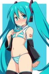 hatsune miku from vocaloid by curakuru