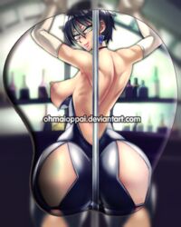 ass bayonetta bayonetta_(character) bayonetta_2 black_hair breasts female glasses large_breasts looking_back madkaiser mousepad nipples short_hair solo standing