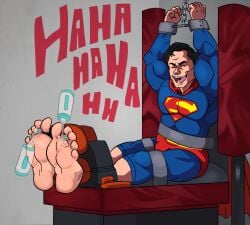 1boy 2022 bondage bondage_chair chains closed_eyes dc dc_comics justice_league male male_feet male_only male_tickling muscular onomatopoeia pmarshyy solo_male superman superman_(series) tickle_fetish tickle_torture tickling tickling_feet toothbrush