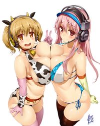 2girls boobs_bang breasts female headphones nitroplus super_pochaco super_sonico symmetrical_docking tagme twintails uo_denim white_background