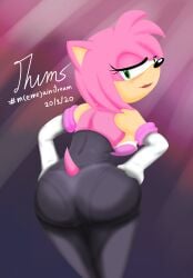 2020 amy_rose amy_the_bat bodysuit looking_back madgythumtas meme neckline presenting_ass rouge_the_bat_(cosplay) sega sonic_(series) sonic_the_hedgehog_(series) spandex_suit