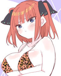 arrogant blush bust crossed_arms cute go-toubun_no_hanayome large_breasts leopard_print looking_at_viewer meunkoyomi nakano_nino smug upper_body