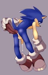 anal anal_masturbation anal_orgasm anal_sex anthro ass backsack balls bb_xiongmao big_hands big_shoes blue_body bodily_fluids clothing cum dildo ejaculation eulipotyphlan footwear genital_fluids genitals gloves green_eyes hands-free handwear hedgehog hi_res leaking_cum looking_back male male_penetrated mammal masturbation nubbed_dildo orgasm penetration penis raised_tail reaching_back red_dildo sega sex_toy shoes solo sonic_the_hedgehog sonic_the_hedgehog_(series) standing tail tan_body toying_self