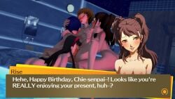 4girls amagi_yukiko cunnilingus female female_focus female_only hot_spring kujikawa_rise oral_sex orgy persona persona_4 ramona3d satonaka_chie shirogane_naoto small_breasts text text_box water yuri