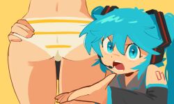 1boy 1girls abstractpurple angry ass back_view blue_eyes blue_hair cake clothed female hatsune_miku headset hips hugging_ass kagamine_len long_hair looking_at_viewer open_mouth striped striped_panties tattoo thighs vocaloid yellow_background