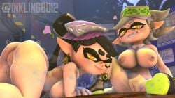 2girls 3d ass big_breasts bowtie breasts callie_(splatoon) female female_focus female_only grin grinning grinning_at_viewer heart heart_symbol inkling inklingboi2 laying_on_stomach looking_at_viewer looking_back marie_(splatoon) nintendo nipples nude nude_female pose sfm shoes shoes_only sitting smile smiling_at_viewer source_filmmaker splatoon splatoon_(series) squid_sisters tentacle_hair vagina yellow_eyes