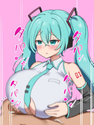 hatsune miku from vocaloid by zuririan