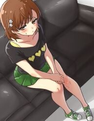 black_shirt brown_eyes brown_hair couch embarrassed female green_footwear green_skirt hair_accessory misaka_mikoto recording recording_video short_hair teenage_girl to_aru_kagaku_no_railgun to_aru_majutsu_no_index younger_female