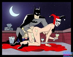 1boy 1girls all_fours ambiguous_penetration batman batman:_the_animated_series batman_(series) blue_eyes cape dc dc_comics dcau doggy_style domino_mask female fisting from_side harley_quinn harley_quinn_(classic) lube mask night on_all_fours on_knees penis pubic_hair rooftop scrotum toon-party