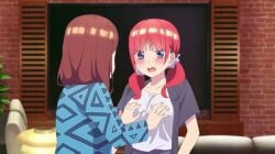 2girls animated big_breasts blue_eyes breast_grab breasts female fondling go-toubun_no_hanayome groping nakano_miku nakano_nino red_hair sound surprised tagme video