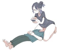 1boy 1girls ass_worship casual casual_clothes facesitting glasses hair_bun sidotama thick_thighs