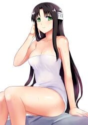 arm_support black_hair green_eyes headwear light-skinned_female long_hair marguerite_farom sidelocks simple_background sitting smile smiling tagme tagme_(artist) towel_only water_dripping water_drop waterdrops wet_body wet_skin white_background yuusha_ga_shinda!