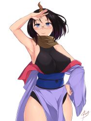 aori_sora arm_up armpits bare_shoulders black_hair blue_eyes blush breasts closed_mouth commentary_request dragon_girl dragon_horns elma elma_(dragon_maid) female glasses gradient_hair groin hand_on_own_hip highres horns japanese_clothes kimono kobayashi-san_chi_no_maidragon large_breasts leotard leotard_under_clothes long_sleeves looking_at_viewer miss_kobayashi's_dragon_maid multicolored_hair off_shoulder pelvic_curtain pink_lips salute sash scarf short_hair signature sleeveless smile solo two-tone_hair white_background wide_sleeves