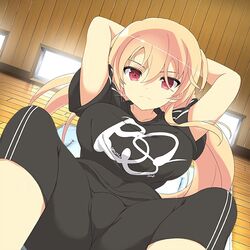 big_breasts blonde_hair fully_clothed red_eyes senran_kagura souji_(senran_kagura) yaegashi_nan