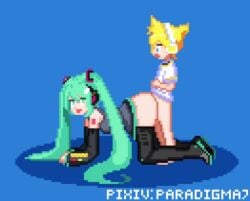 1boy 1boy1girl 1girls age_difference blue_hair doggy_style female happy_sex hatsune_miku kagamine_len paradigma7 smiling tagme video vocaloid yellow_hair