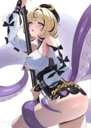 accessories ass bare_shoulders beret between_breasts black_bow black_hat blonde_hair bow breasts button_gap chains cleavage commentary commentary_request detached_sleeves english_commentary female female_only from_side hair_intakes hat high-waist_shorts highres holding holding_weapon large_breasts looking_at_viewer mixed-language_commentary mole mole_under_mouth monster_girl open_mouth purple_eyes scylla shirt shirt_tucked_in short_hair shorts simple_background solo suction_cups tentacle tentacle_girl tentacle_tail torjun_111 twitter_username weapon white_background white_shirt white_sleeves yidhari_murphy zenless_zone_zero