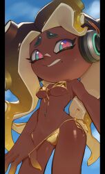 2girls bunnsomethingi1 dark-skinned_female dark_skin female golden_bikini inkling light-skinned_female light_skin marina_(splatoon) off_the_hook_(splatoon) pearl_(splatoon) splatoon splatoon_(series) splatoon_2 tagme