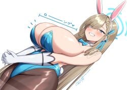 absurdres animal_ears asuna_(blue_archive) asuna_(bunny)_(blue_archive) asymmetrical_bangs bare_shoulders blonde_hair blue_archive blue_eyes blue_halo blue_leotard blue_ribbon blush breasts breasts_squeezed_together brown_pantyhose cleavage commentary_request cowboy_shot eyes_visible_through_hair female gloves grin hair_ribbon halo highres huge_breasts leotard long_hair looking_at_viewer lu_ke_ge_ge lu_ke_ge_ge_(lu_ke_ni_ki) official_alternate_costume own_hands_together pantyhose playboy_bunny pointy_breasts rabbit_ears rabbit_tail ribbon sideboob signature simple_background smile solo tail thighband_pantyhose translated very_long_hair white_background white_gloves