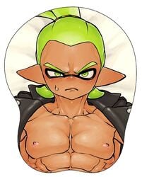 abs dark_skin green_eyes green_hair inkling inkling_boy male_focus male_only muscular rider_(splatoon) splatoon splatoon_(manga) 小畑