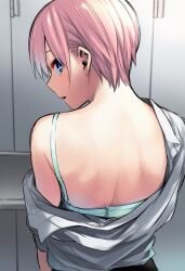 1girls back_view brassiere clothed go-toubun_no_hanayome nakano_ichika pink_hair short_hair