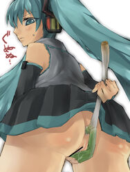 1girls 2d anal_penetration artist_request bar_censor bare_shoulders black_sleeves blue_eyes blue_hair blush censored censored_pussy color detached_sleeves eyebrows_visible_through_hair eyes_visible_through_hair grey_shirt hatsune_miku headset japanese_text leek light-skinned_female light_skin long_hair no_panties penetration pleated_skirt pussy shirt simple_background skirt sleeveless sleeveless_shirt sweat sweatdrop text translation_request twintails vaginal_penetration vocaloid white_background