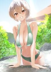 bare_arms bare_shoulders bikini blush breasts brown_eyes brown_hair bush clio_aite day double-parted_bangs female green_bikini grin hair_between_eyes large_breasts looking_at_viewer navel outdoors oza_osuwari phase_connect phase_invaders_quest rock scar scar_across_eye scar_on_face short_hair smile solo swimsuit symbol-shaped_pupils virtual_youtuber vtuber water water_drop wet x-shaped_pupils