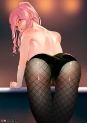 1girls ass ass_focus back_view blush hololive hololive_english looking_at_viewer looking_back mori_calliope pink_hair ponytail red_eyes solo tetsuniku topless virtual_youtuber