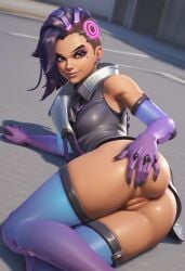 1girls ass blizzard_entertainment bubble_butt hand_on_butt leviaceon looking_at_viewer looking_back lying_on_side overwatch overwatch_2 presenting_pussy pussy solo solo_focus sombra